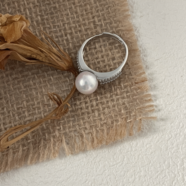 Silver Small 14k Gold Pearl Ring 547