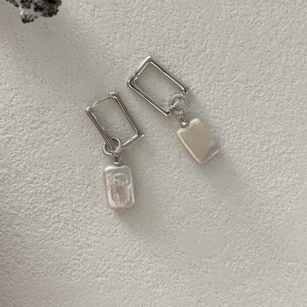 Gold Diamante Pearl Floral Huggie Earrings 640