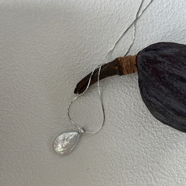 White Freshwater Cultured Keshi Pearl Lilian Necklace for Women 707